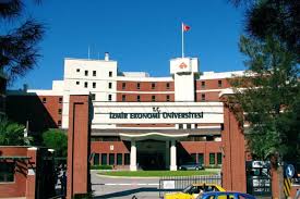 جامعة ازمير للاقتصاد