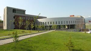 جامعة بولو ابانت عزت بايسال